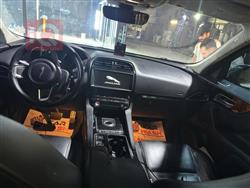 جاگوار F-Pace